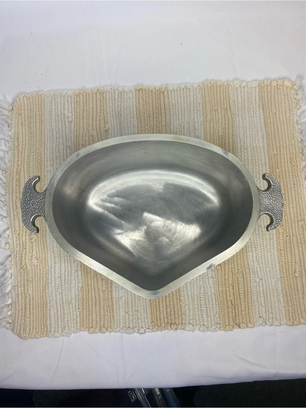 VTG GUARDIAN SERVICE COOKWARE HEART SHAPED w/GLASS LID HAMMERED ALUMINUM 2 QTS